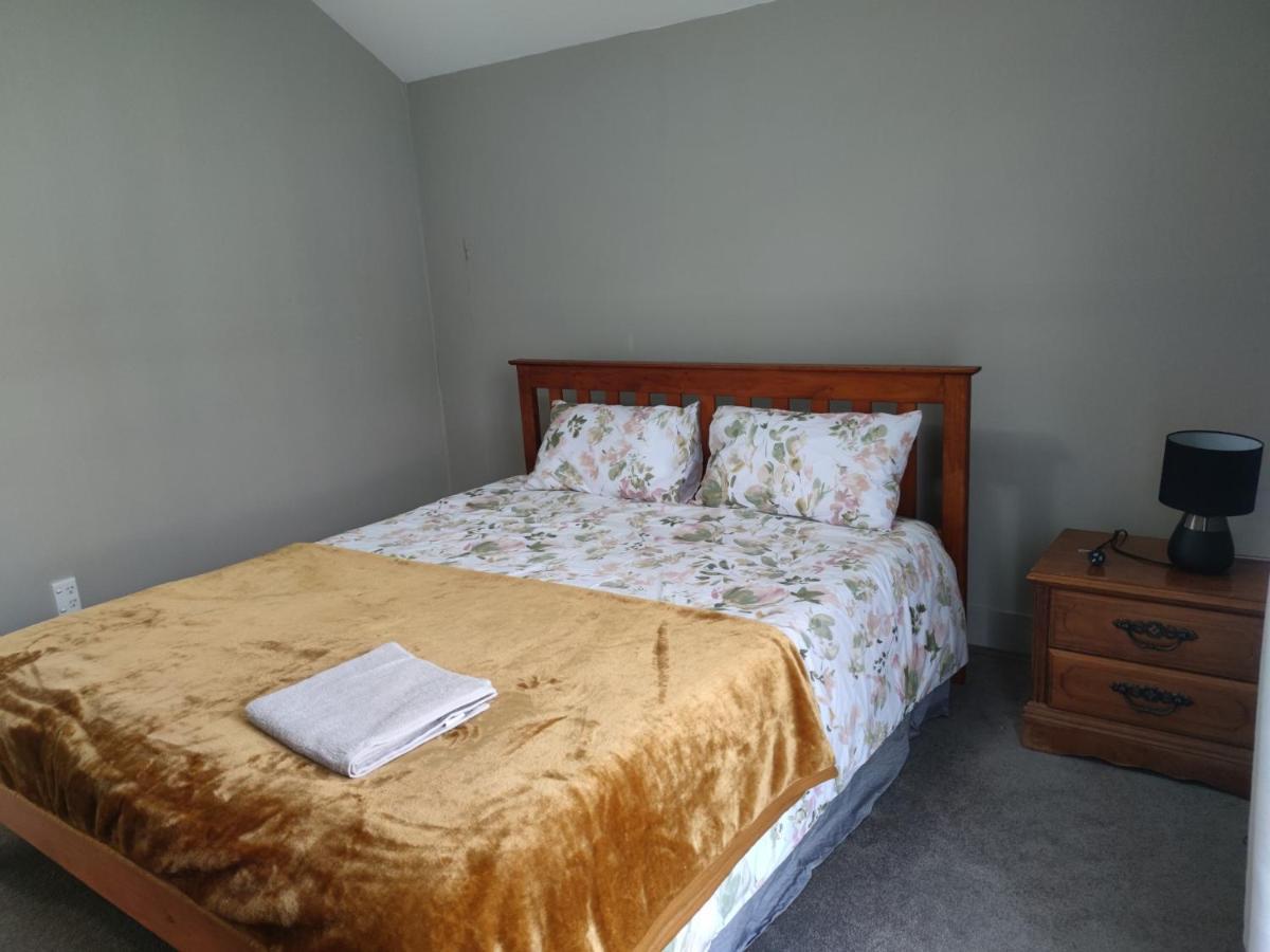 Hotel Marvelous Munro à Hamilton Extérieur photo